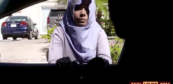 Aaliyah Hadid In Way To Make Peace